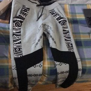 Men’s Joggers - NEVER WORN!